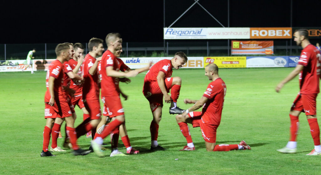 1: 0 Sieg im Derby gegen Sattledt